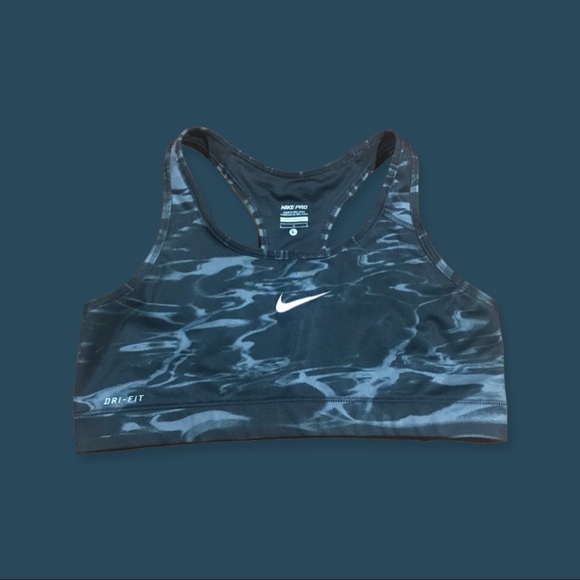 Nike Sports Bra - Picture 1 of 3